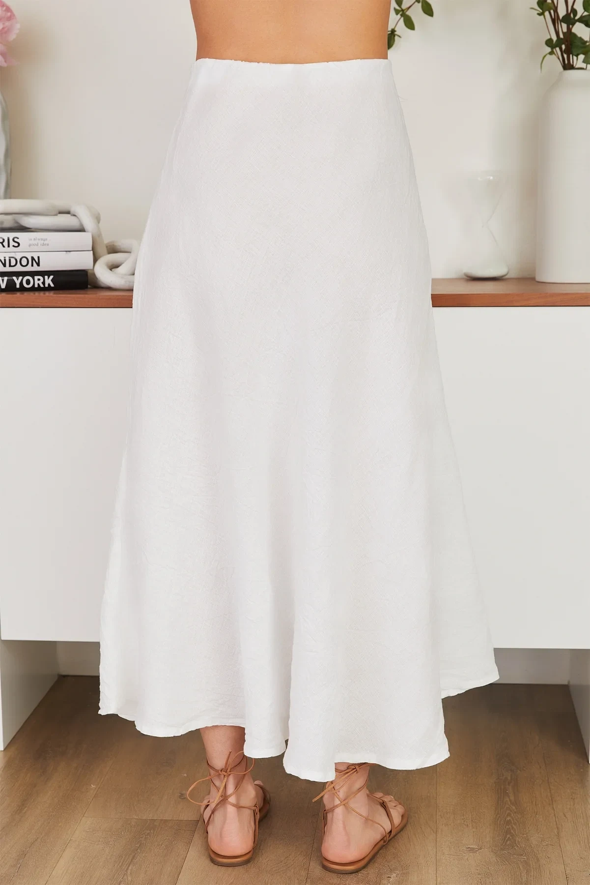 THE CRINKLE LINEN MIDI SKIRT