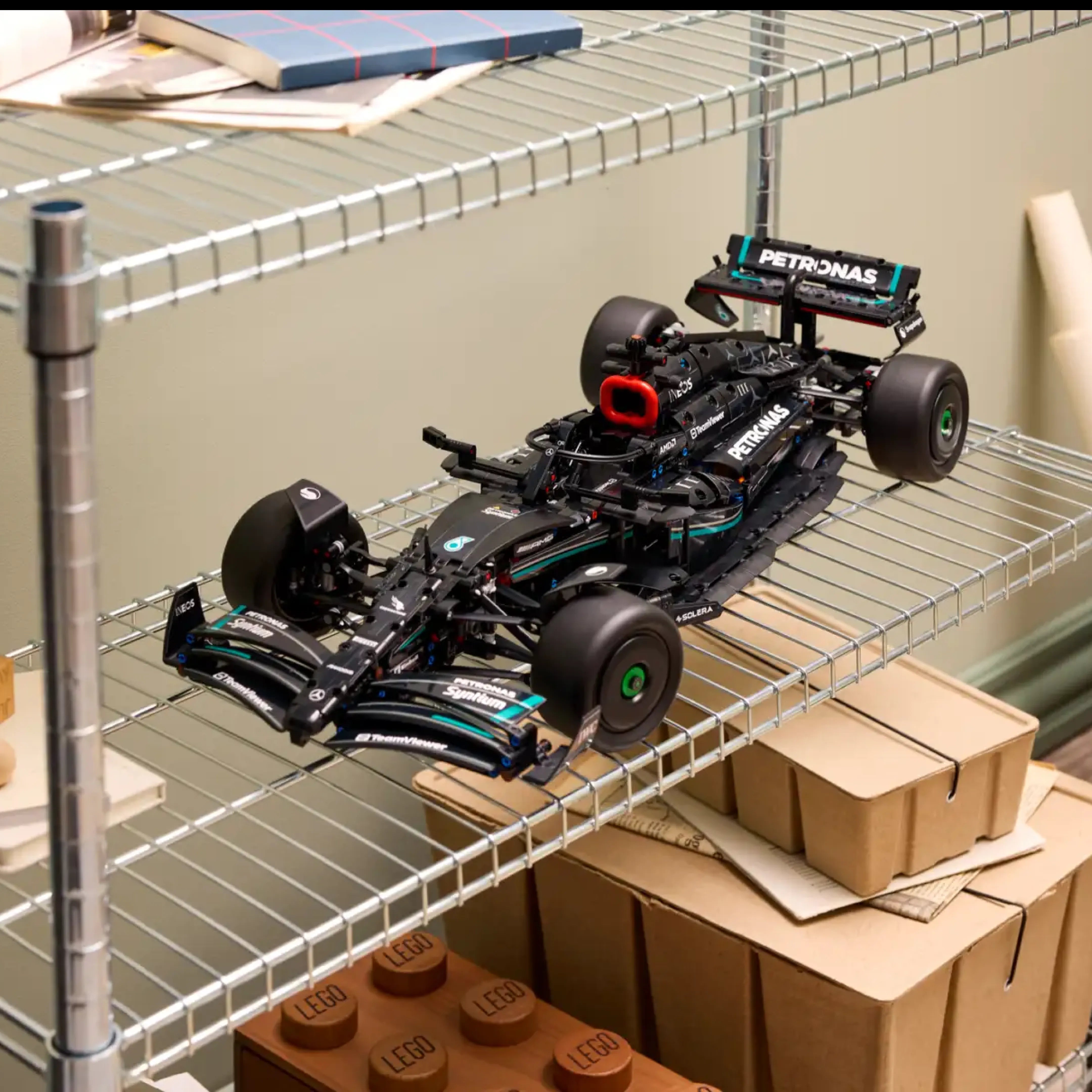 Fórmula 1 - Mercedes-AMG F1 W14 (1642 peças)