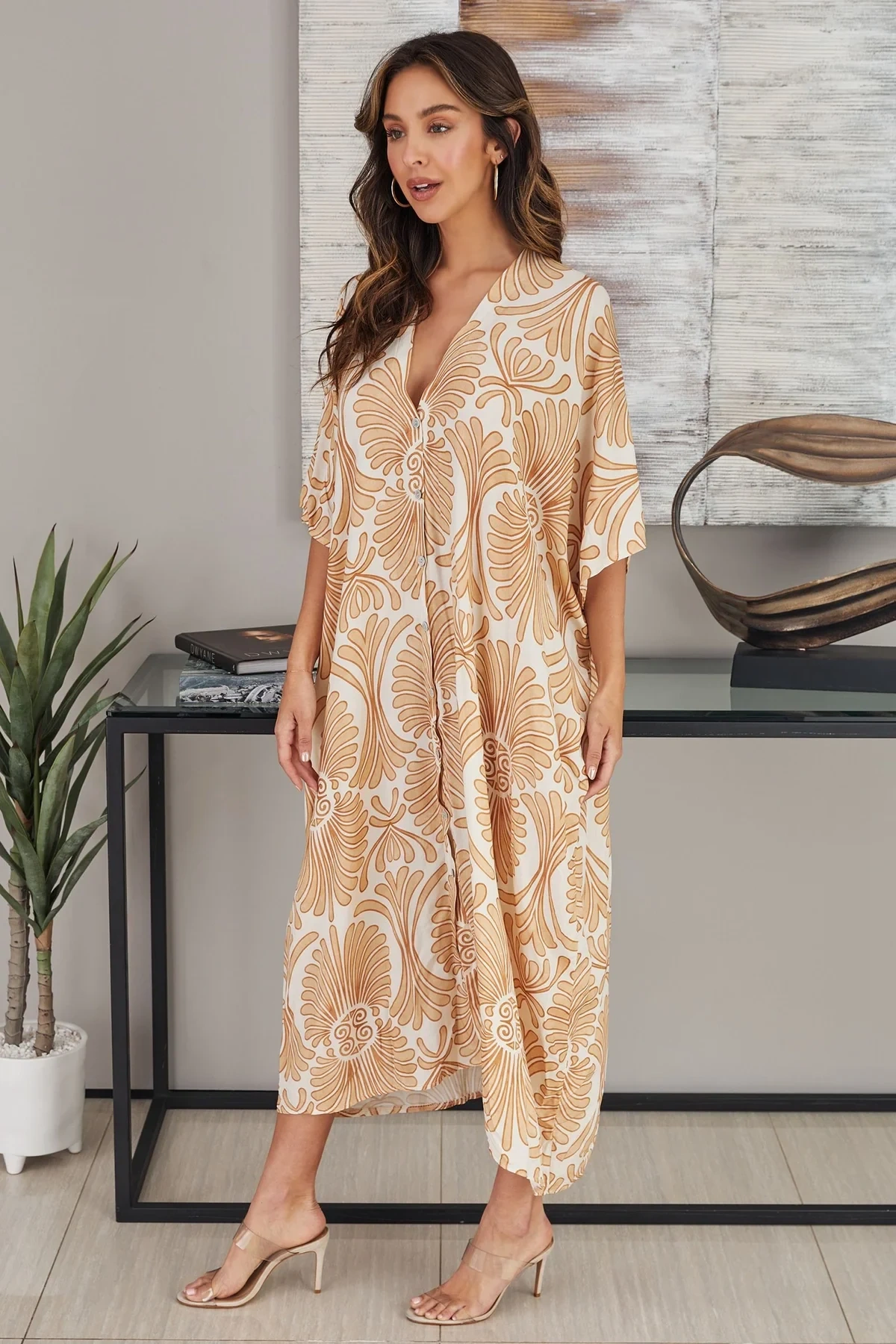 THE GROOVY FLORAL KAFTAN