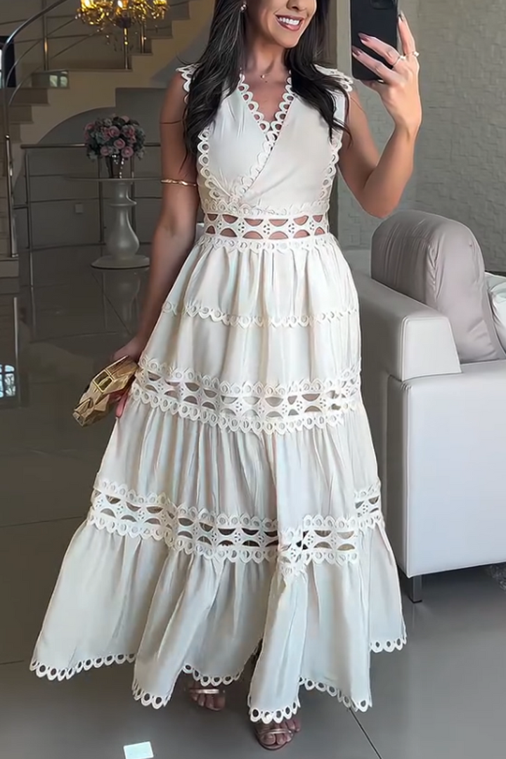 Vestido elegante sem mangas com patchwork vazado