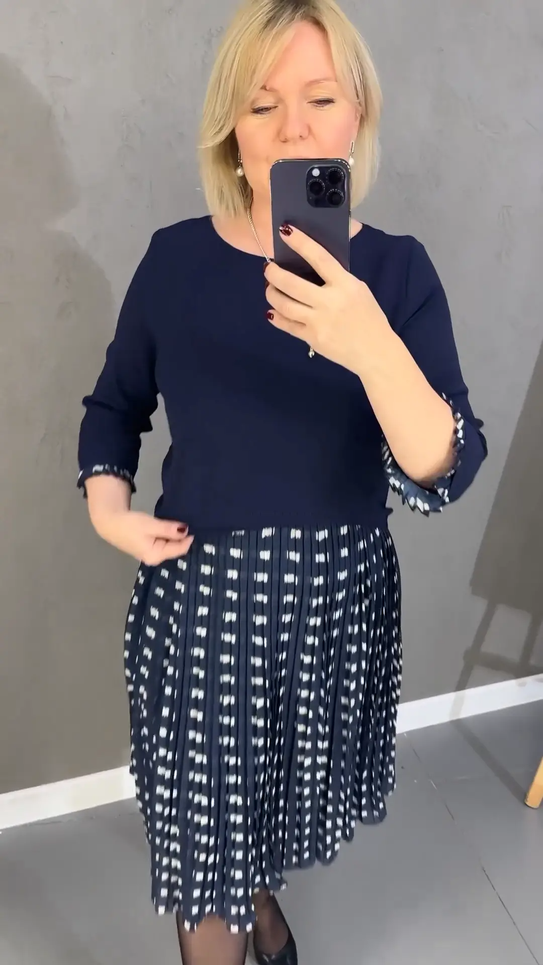 🔥🥰【S-3XL】Novo vestido de inverno da moda, confortável e quente