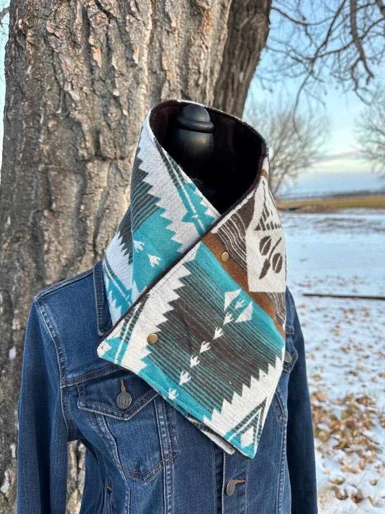 Women's Western Aztec Warm Neck Hood