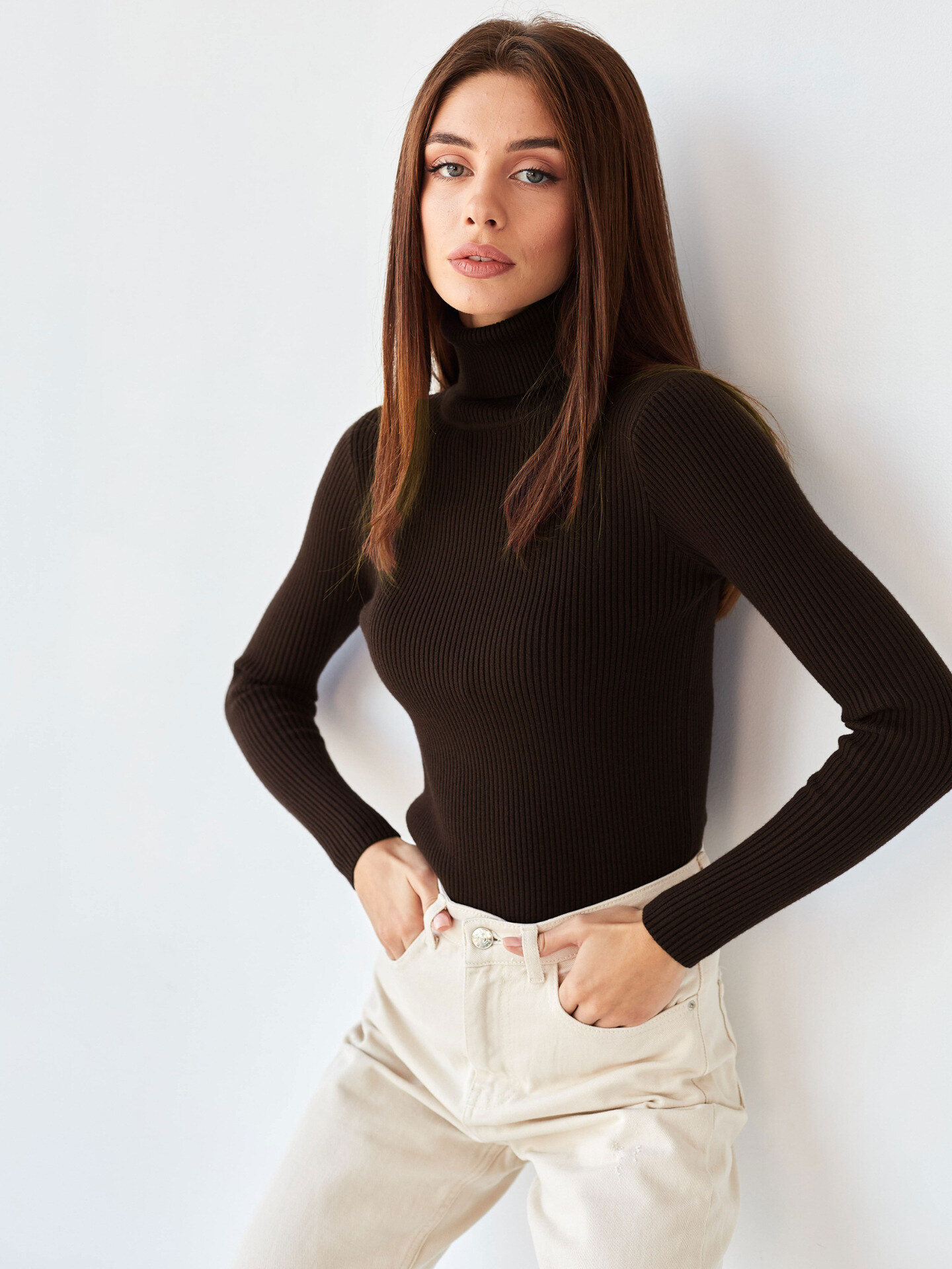 Camisola de gola alta, camisa de malha com fundo, camisola outono 2025, camisola de gola alta, camisola para mulher