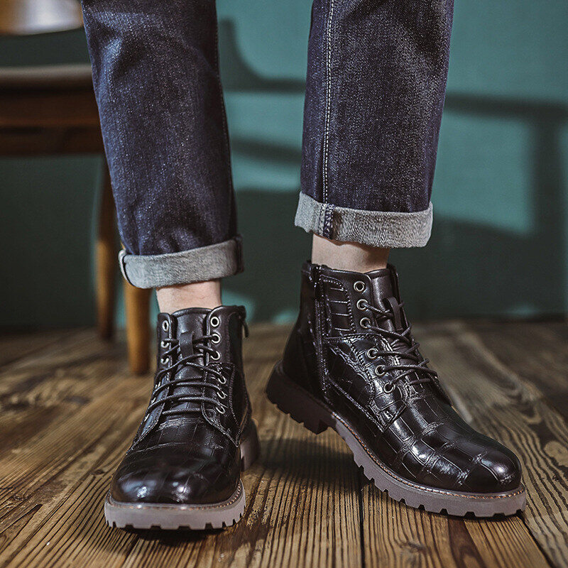 Bota de Couro Martin para Aventura | Oferta de metade do preço!🔥