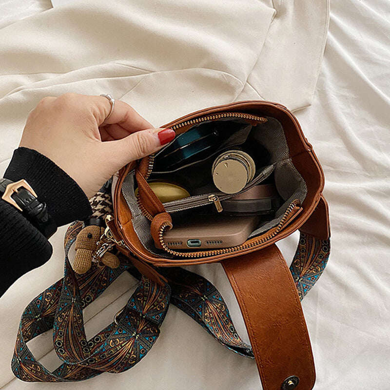 👜Bolsa fashion vintage com alça mais larga ajustável