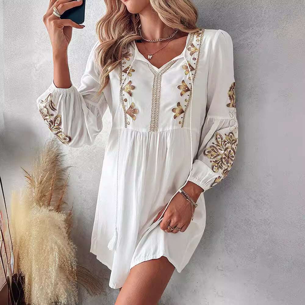 Vestido feminino estilo Boho com bordado floral, amarrado para uso diário