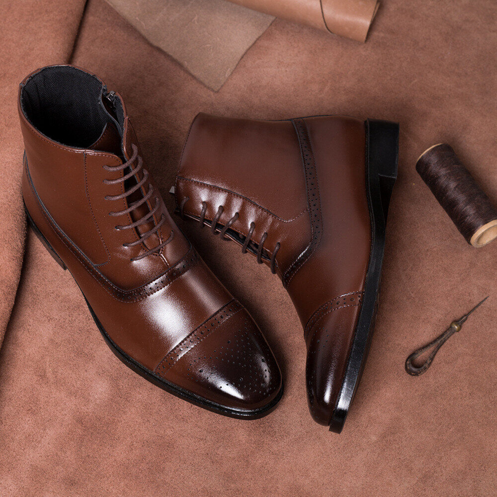 Bota de couro clássicas para homem