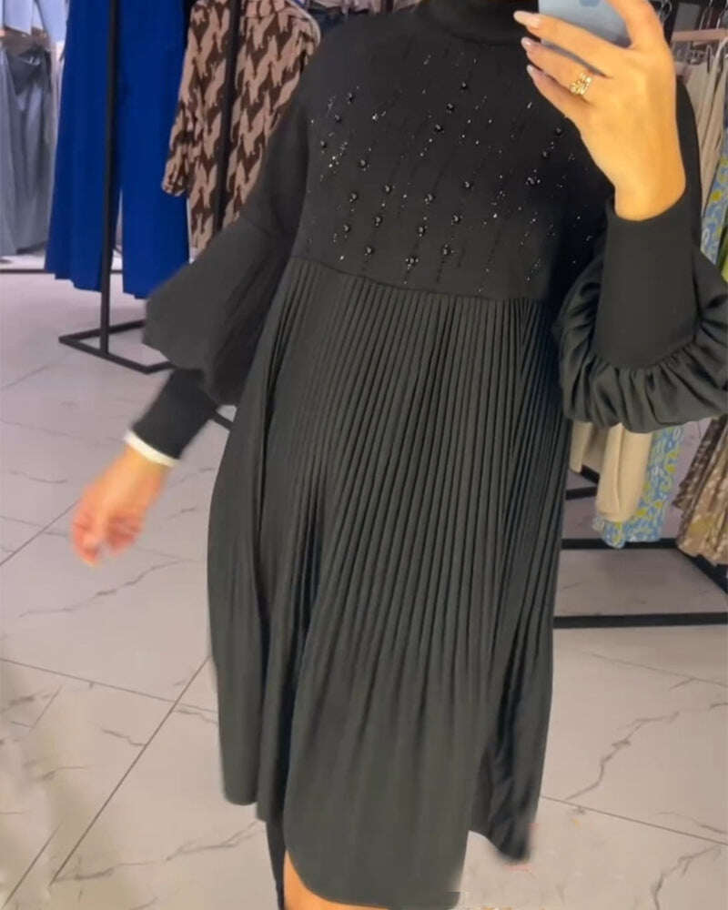 Vestido com gola alta e manga balão