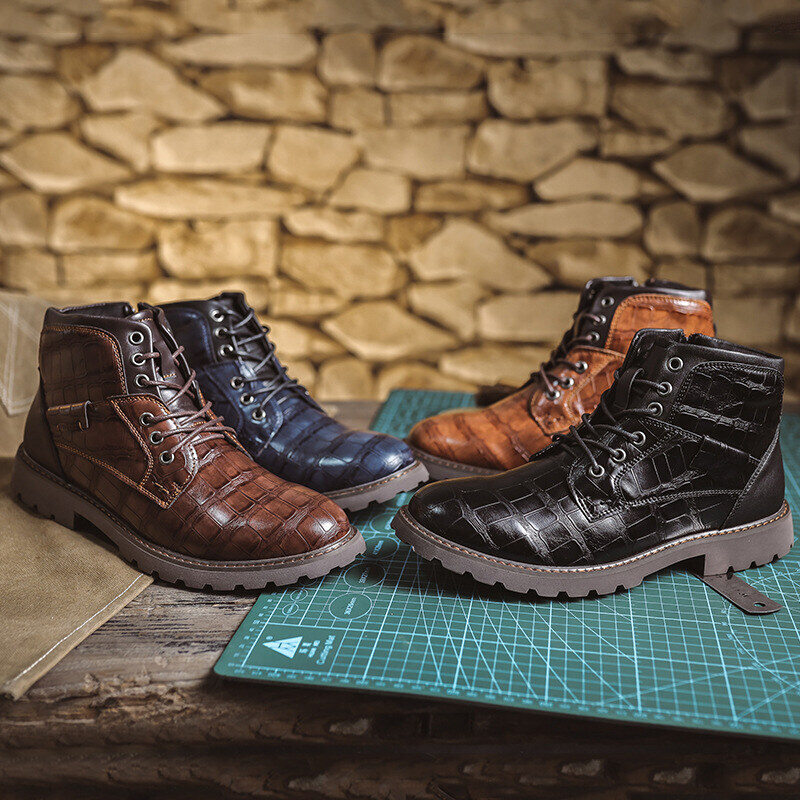 Bota de Couro Martin para Aventura | Oferta de metade do preço!🔥