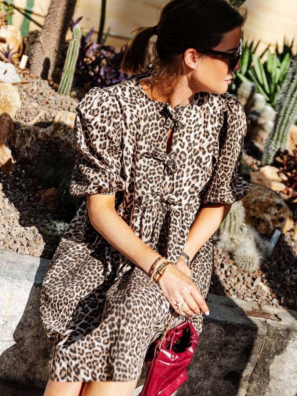 vestido estampado leopardo