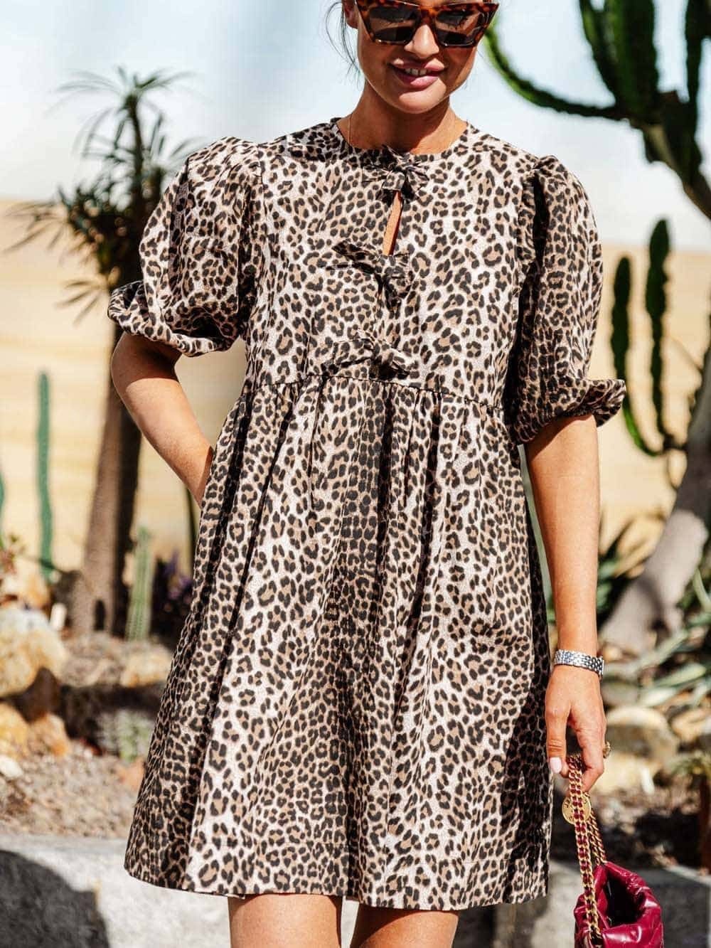 vestido estampado leopardo