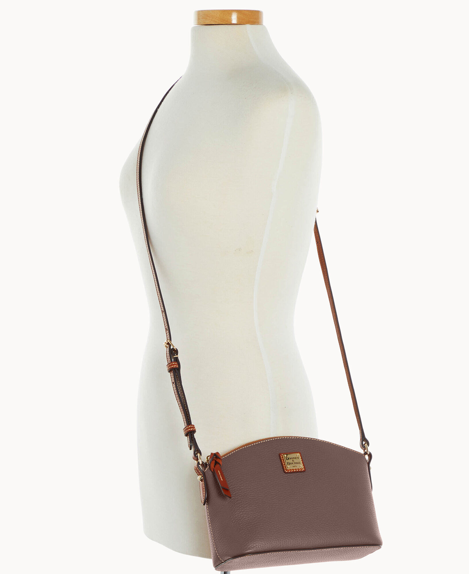 Pebble Grain Suki Crossbody