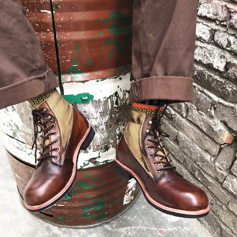 Bota Martin de Couro Casual Clássica | Oferta de metade do preço!🔥