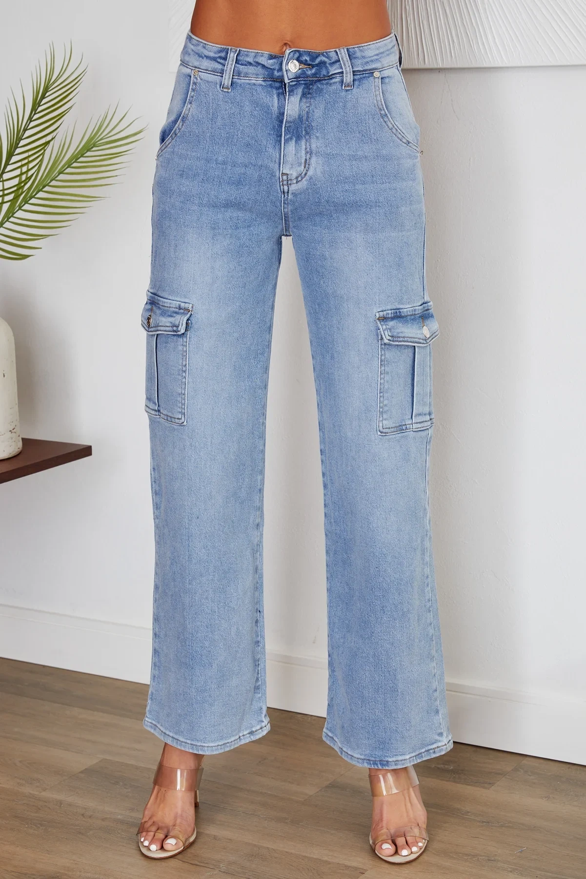 THE STRETCH DENIM WIDE LEG CARGO