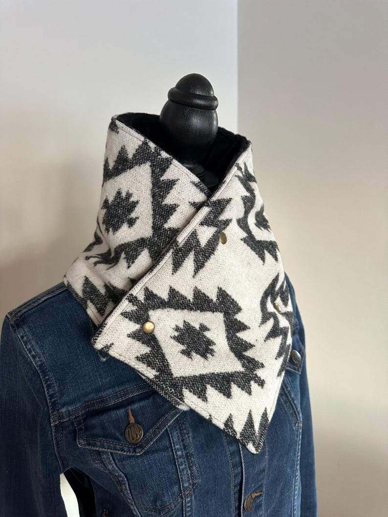 Women's Western White Aztec Warm Neck Hood