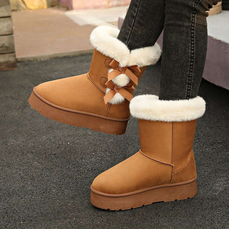 Ženski plišasti metuljček Classic Chunky Snow Boots